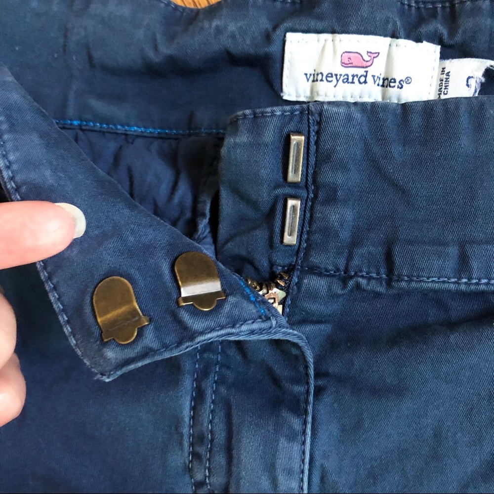 SOLD 🔴 Vineyard Vines | Everyday Navy Shorts - Picture 8 of 8
